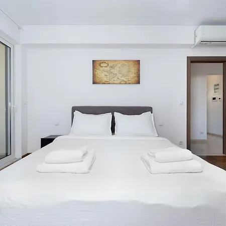 Seaside Breeze - 2 Bdrm In Palaio Faliro - Sea View Athens