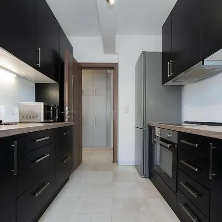 Seaside Breeze - 2 Bdrm In Palaio Faliro - Sea View
